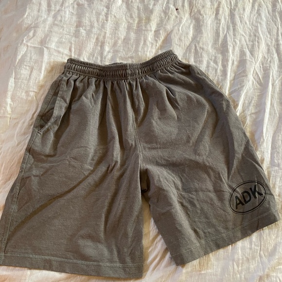 Adirondacks Gym Leisure Shorts with Pockets ADKS - Picture 2 of 5